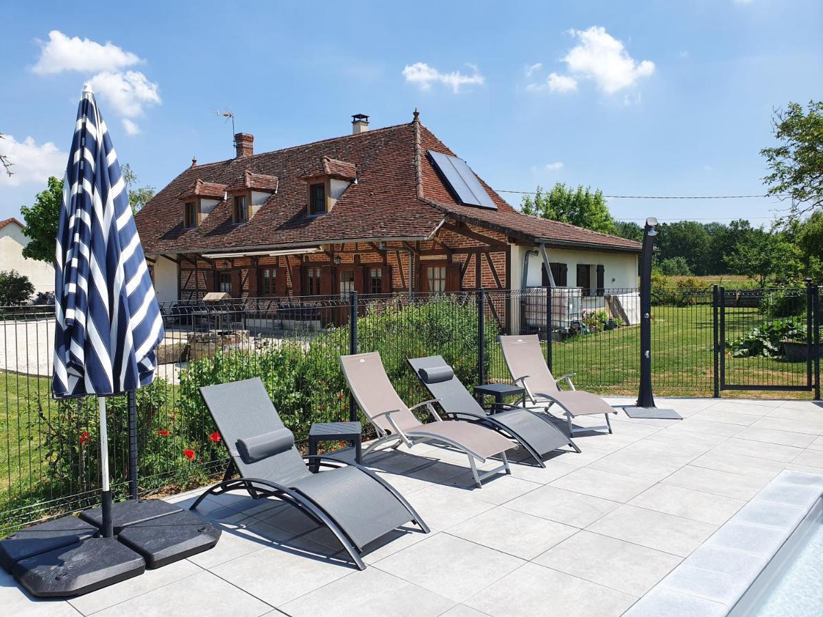Une Pause A La Campagne Mervans Exterior photo